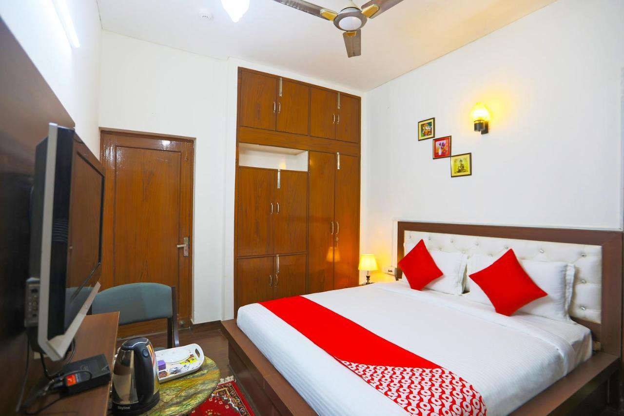 Oyo 62702 Golden Home Stay Nové Dillí Exteriér fotografie